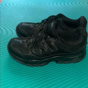 Avia Women’s Black Athletic Sneakers - women’s size 9